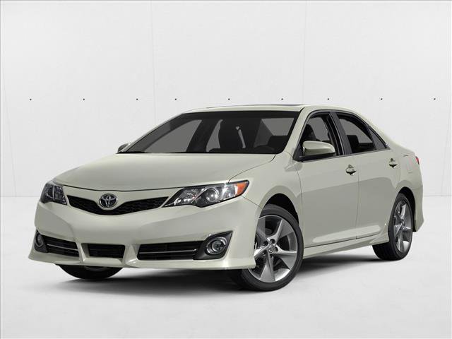 Used 2014 Toyota Camry LE FWD image 1