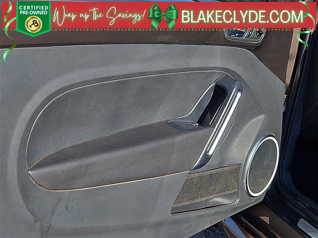 Used 2013 Volkswagen Beetle TDI image 18