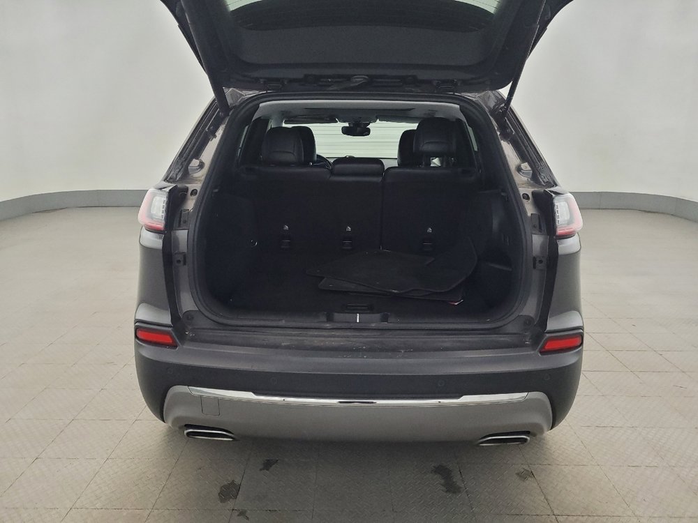 Used 2021 Jeep Cherokee Limited w/ Elite Package image 29