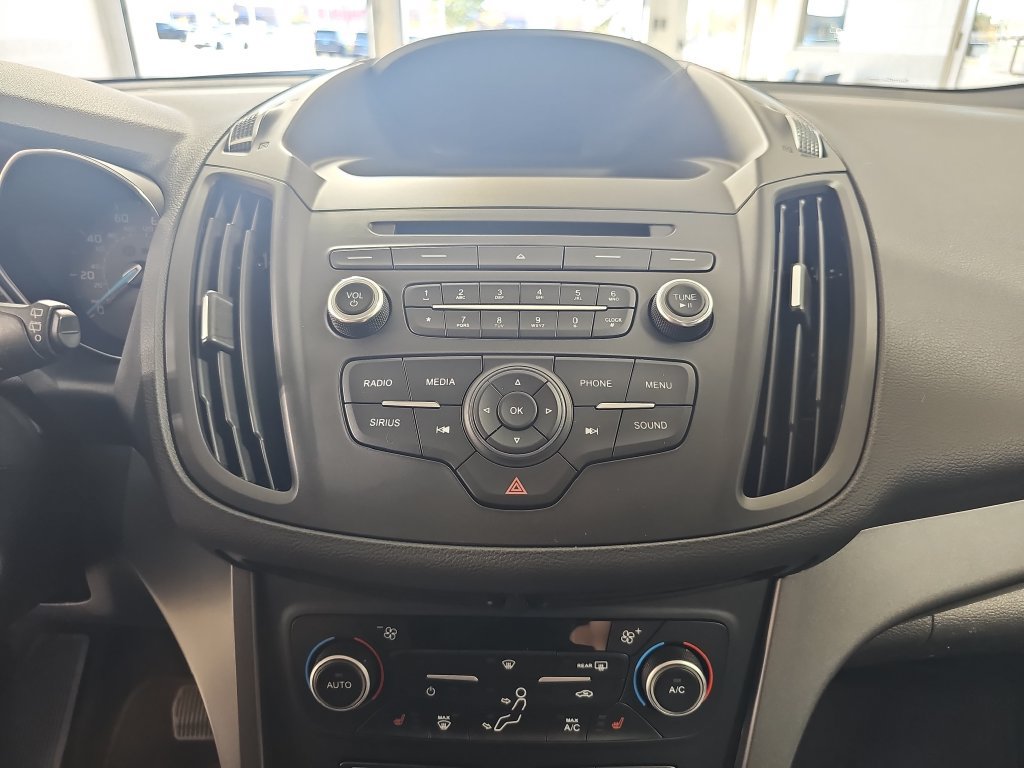Used 2018 Ford Escape SE FWD image 26