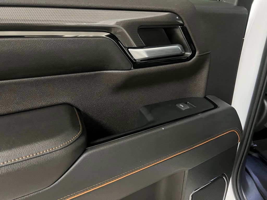 Used 2023 GMC Sierra 1500 AT4 w/ Technology Package image 47