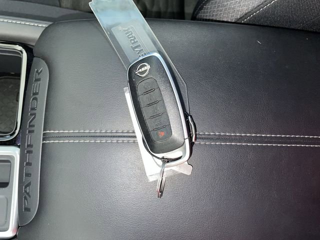 Certified 2024 Nissan Pathfinder SV w/ SV Premium Package image 35