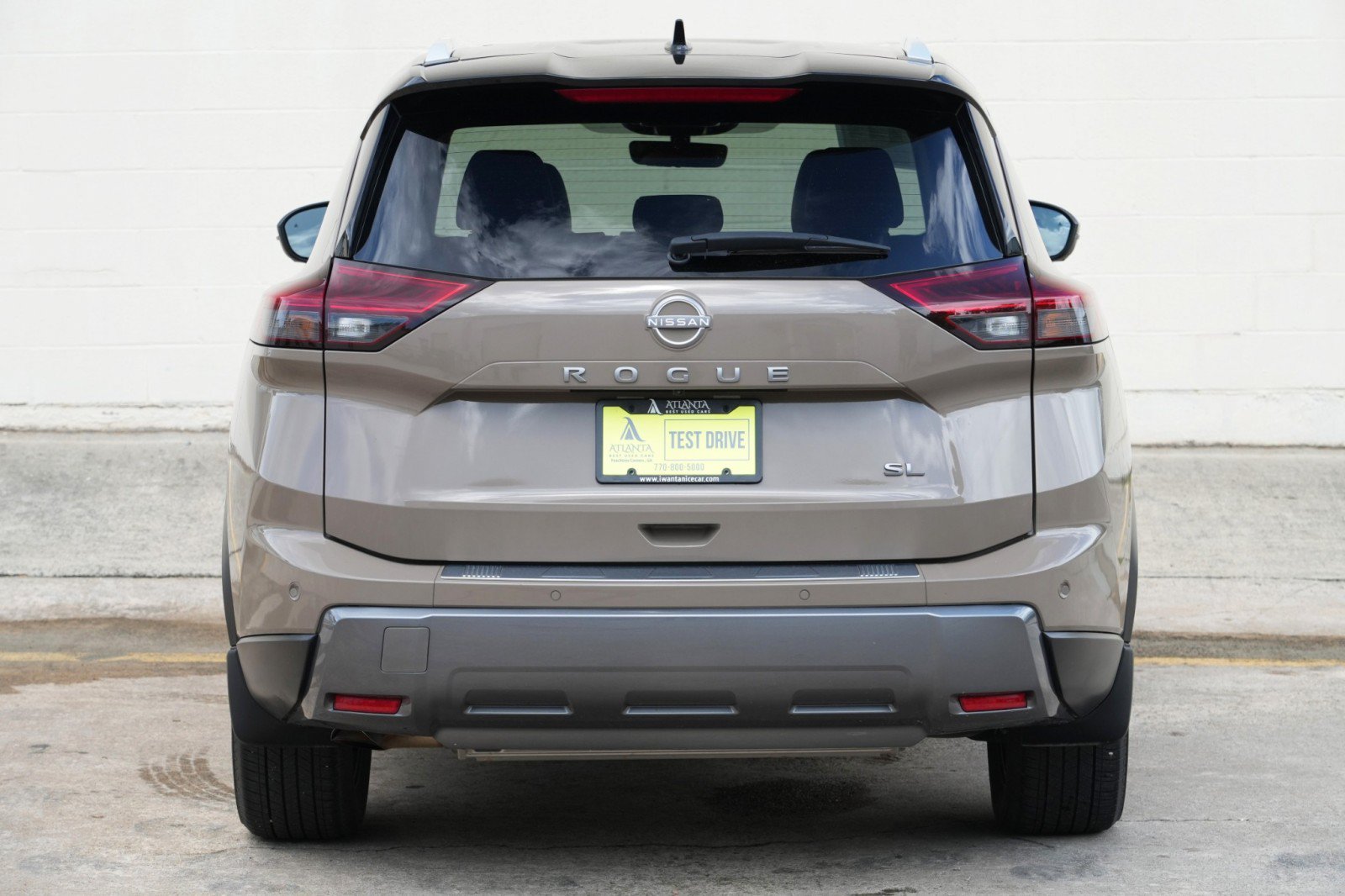 Used 2024 Nissan Rogue SL w/ SL Premium Package FWD image 51