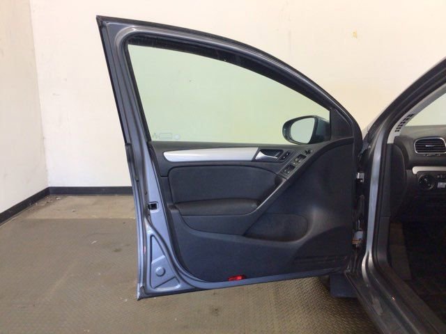 Used 2014 Volkswagen Golf TDI FWD image 13