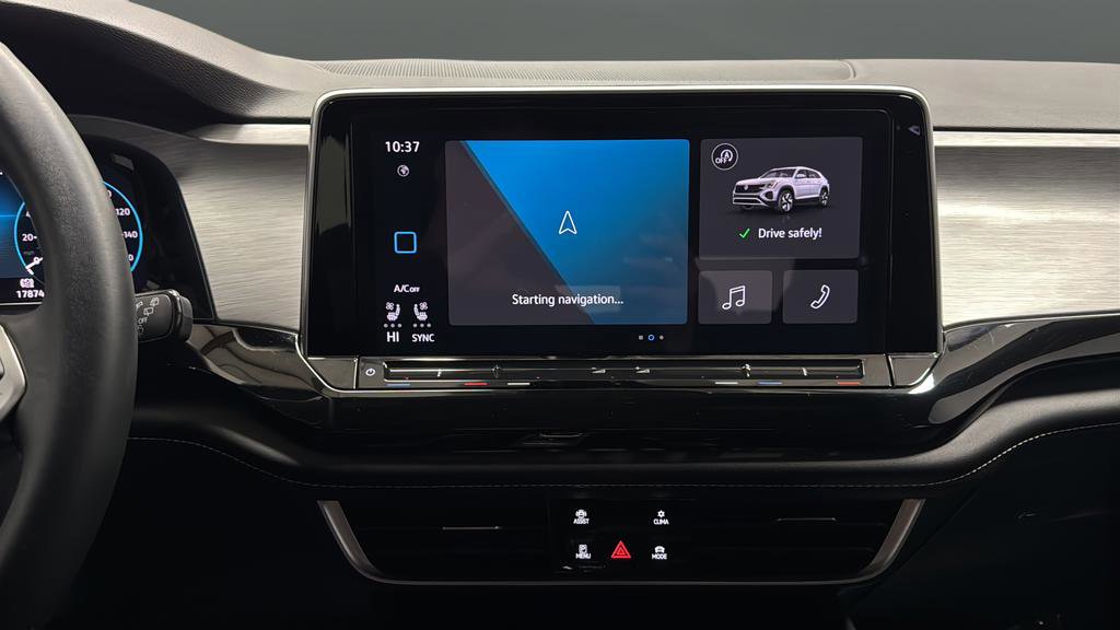 Used 2024 Volkswagen Atlas Cross Sport SE w/ Panoramic Sunroof Package AWD/4WD image 12