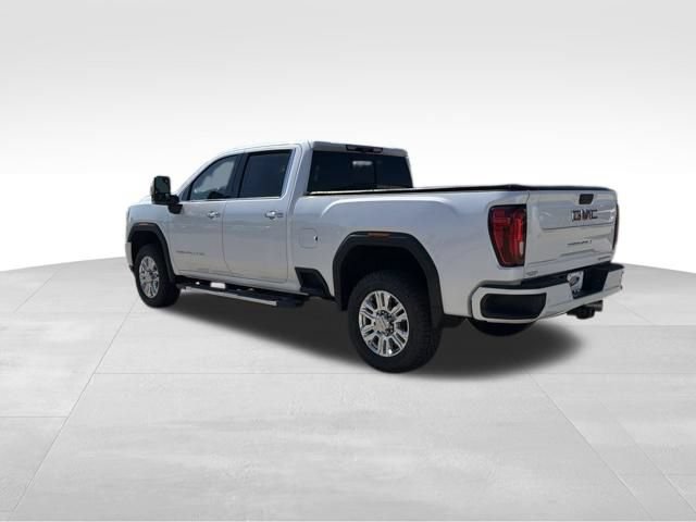 Certified 2021 GMC Sierra 3500 Denali w/ Denali Ultimate Package AWD/4WD image 3