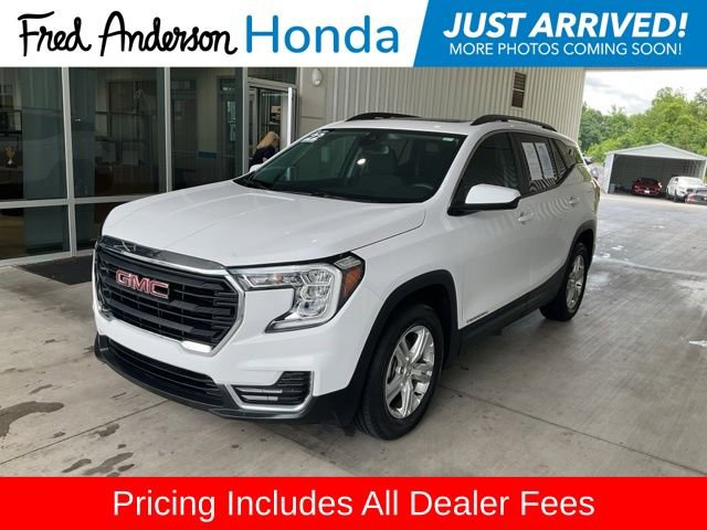 Used 2022 GMC Terrain SLE w/ Driver Convenience Package AWD/4WD image 1
