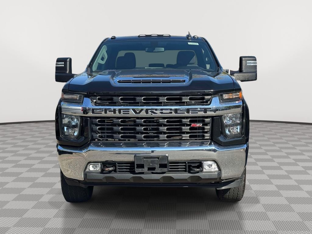 Used 2022 Chevrolet Silverado 3500 LT w/ Convenience Package AWD/4WD image 2