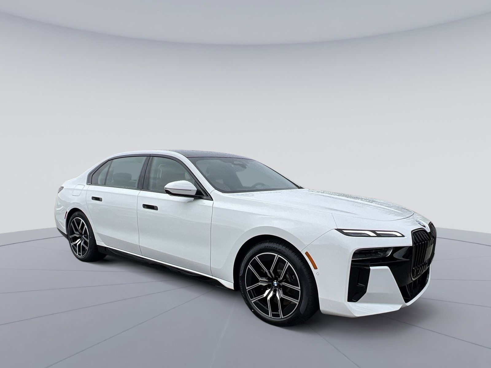 New 2026 BMW 740i xDrive w/ Premium Package AWD/4WD image 7