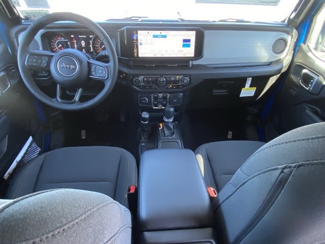 New 2025 Jeep Gladiator Sport image 34