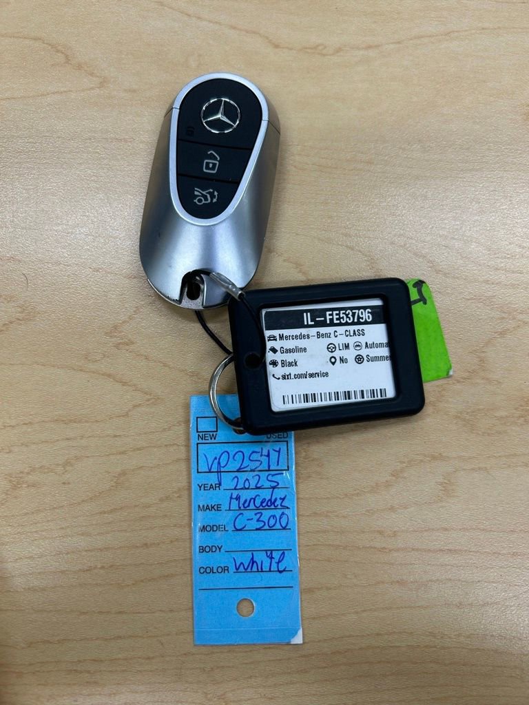 Used 2025 Mercedes-Benz C 300 4MATIC Sedan image 44