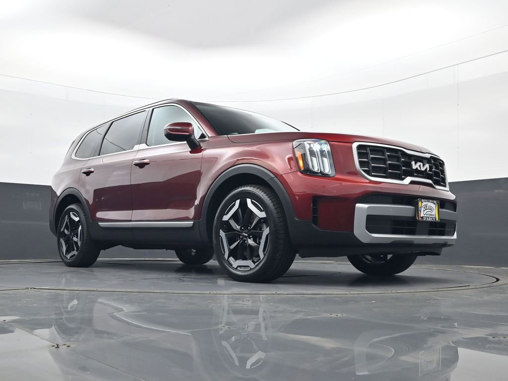 Used 2023 Kia Telluride S image 24