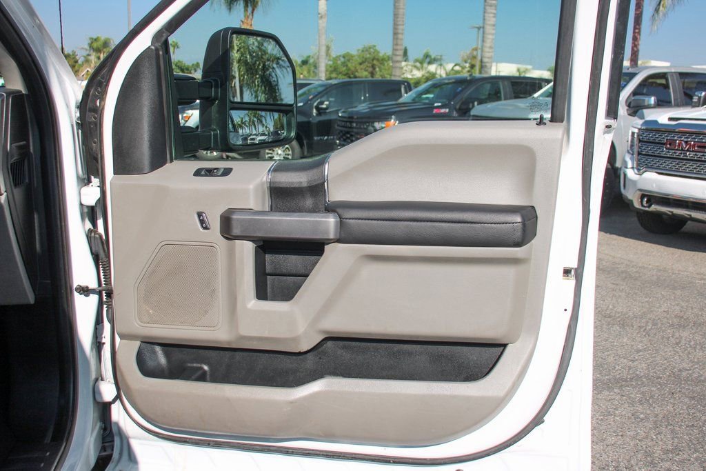 Used 2019 Ford F350 XLT image 37