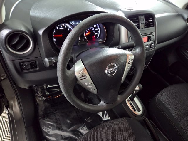 Used 2017 Nissan Versa SV FWD image 15