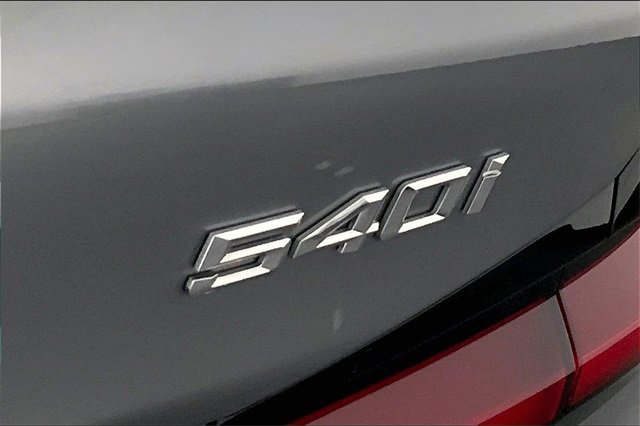 Certified 2023 BMW 540i image 8