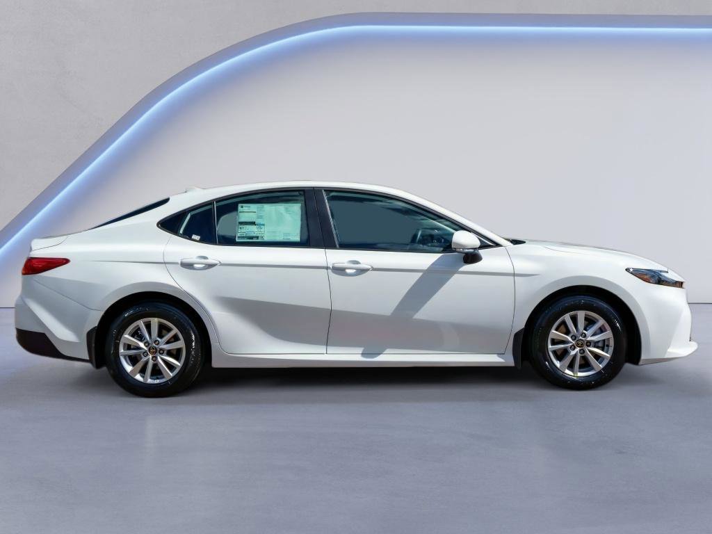 New 2026 Toyota Camry LE image 5