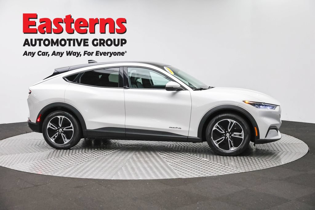 Used 2021 Ford Mustang Mach-E Select w/ Comfort/Appearance Package AWD/4WD image 4