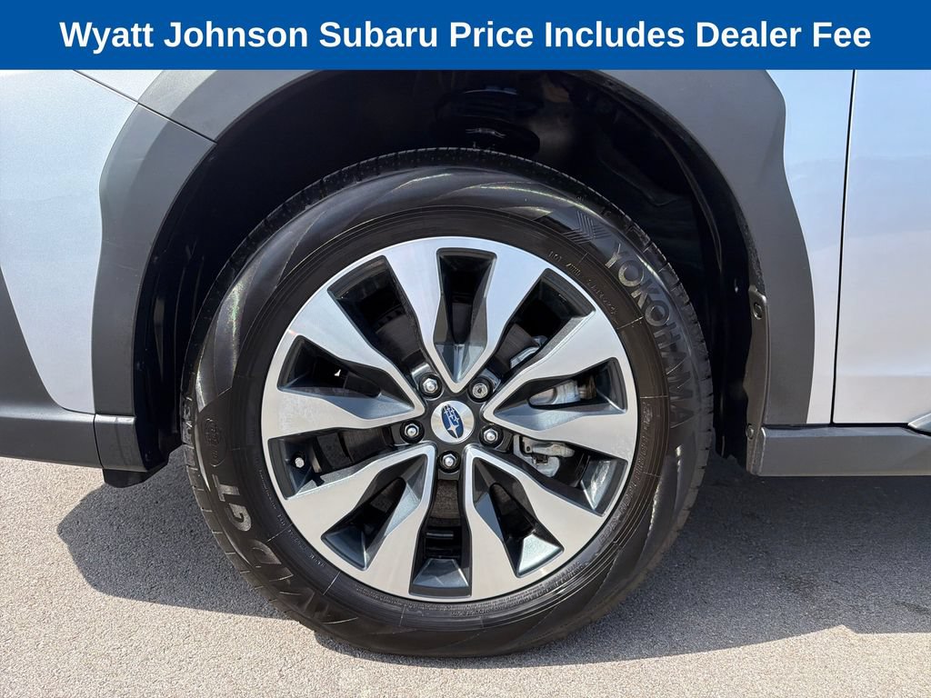 Used 2025 Subaru Outback Limited XT AWD/4WD image 2