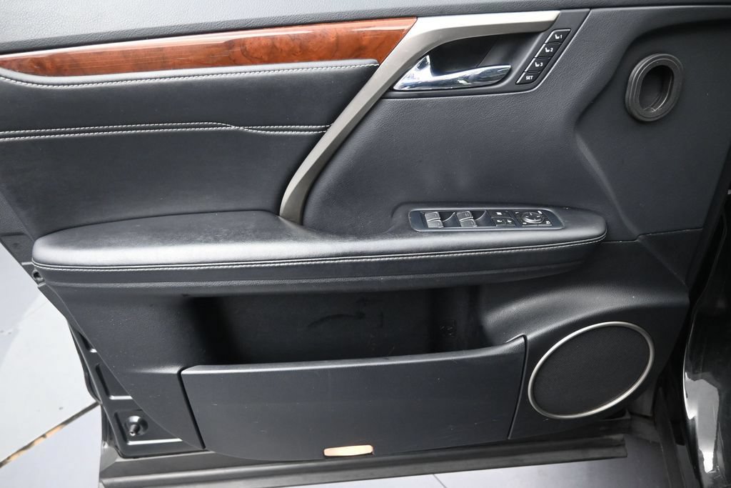 Used 2019 Lexus RX 350L AWD image 11