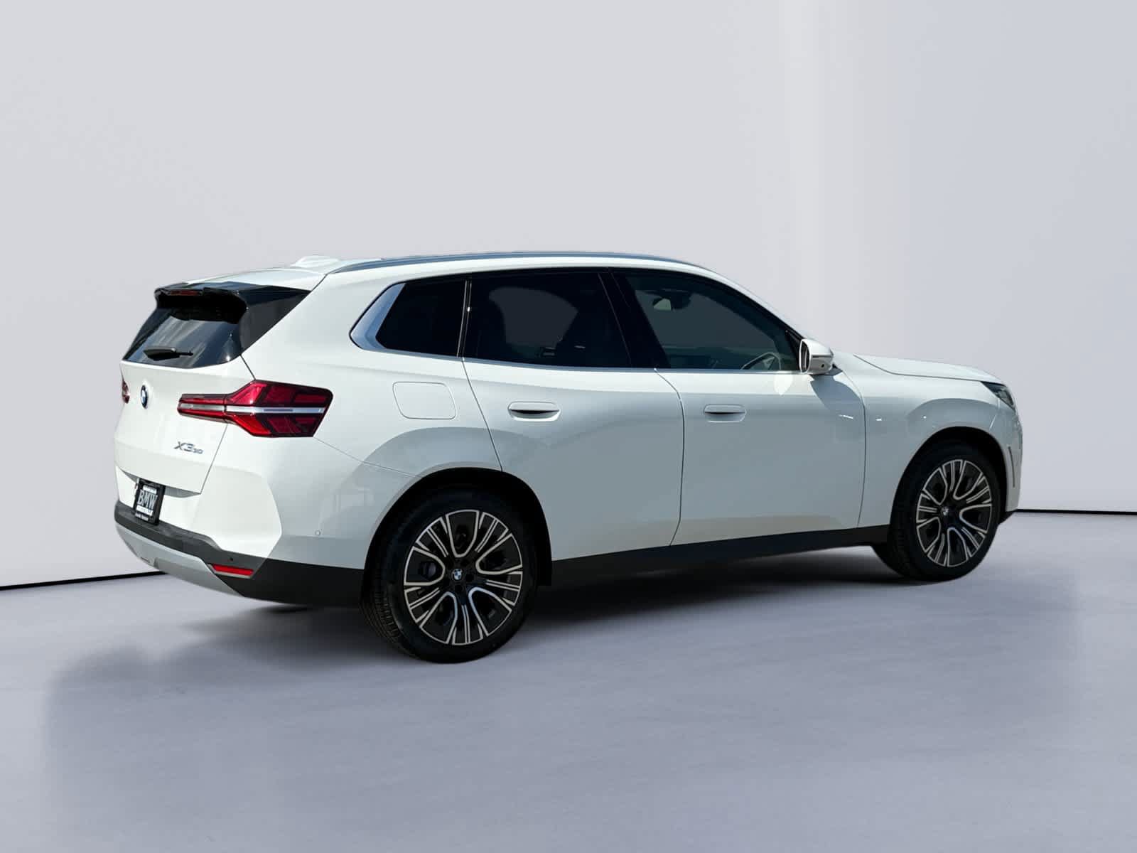 New 2026 BMW X3 xDrive30i w/ Premium Package AWD/4WD image 3