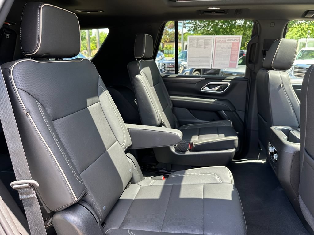 Used 2022 GMC Yukon SLT w/ SLT Premium Package AWD/4WD image 49
