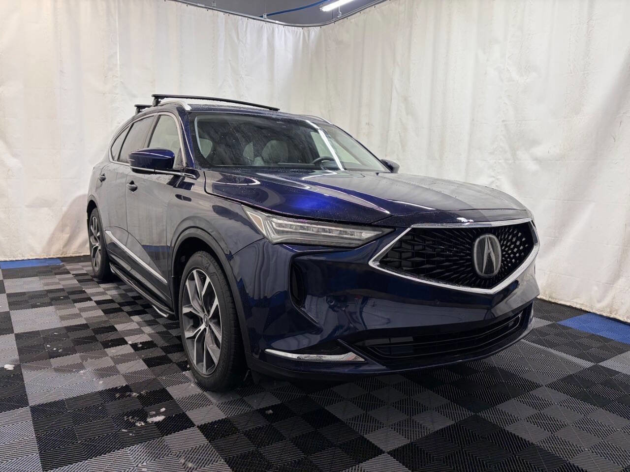 Used 2024 Acura MDX SH-AWD w/ Technology Package image 3
