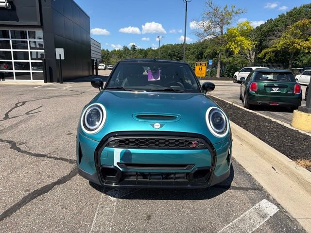 Used 2024 MINI Cooper S w/ Seaside Edition FWD image 2