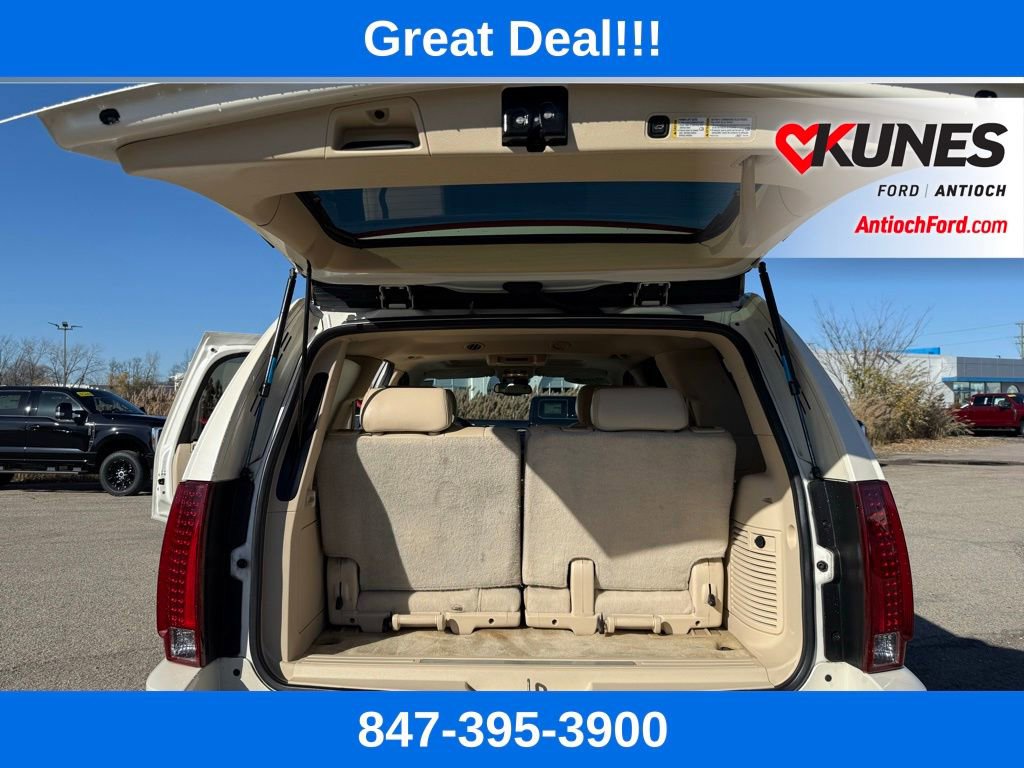 Used 2007 Cadillac Escalade AWD w/ Information Package image 23