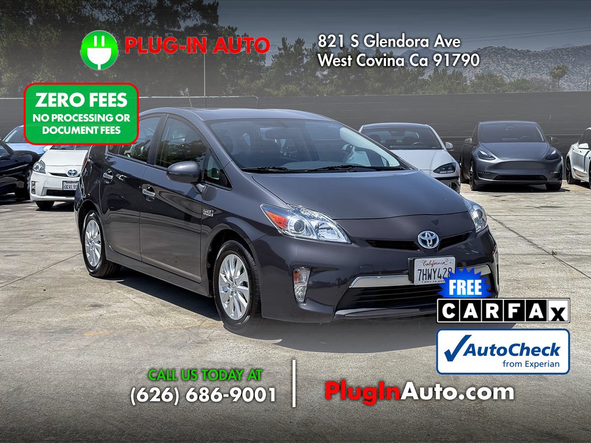Used 2015 Toyota Prius Prime Advanced FWD image 3