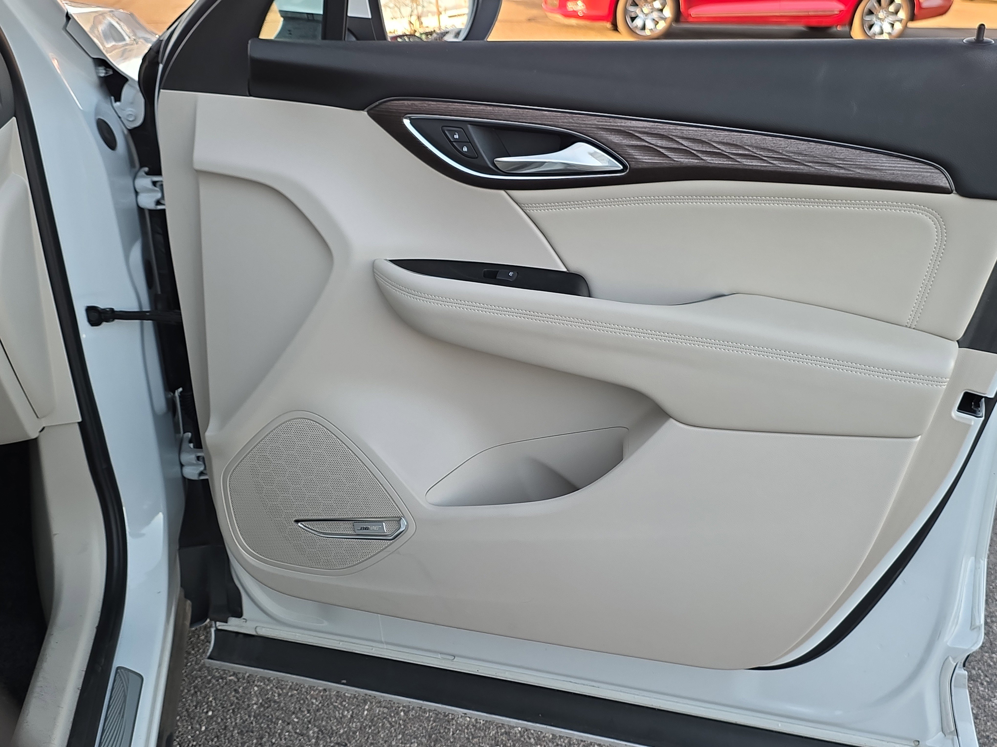 Used 2023 Buick Envision Avenir image 33