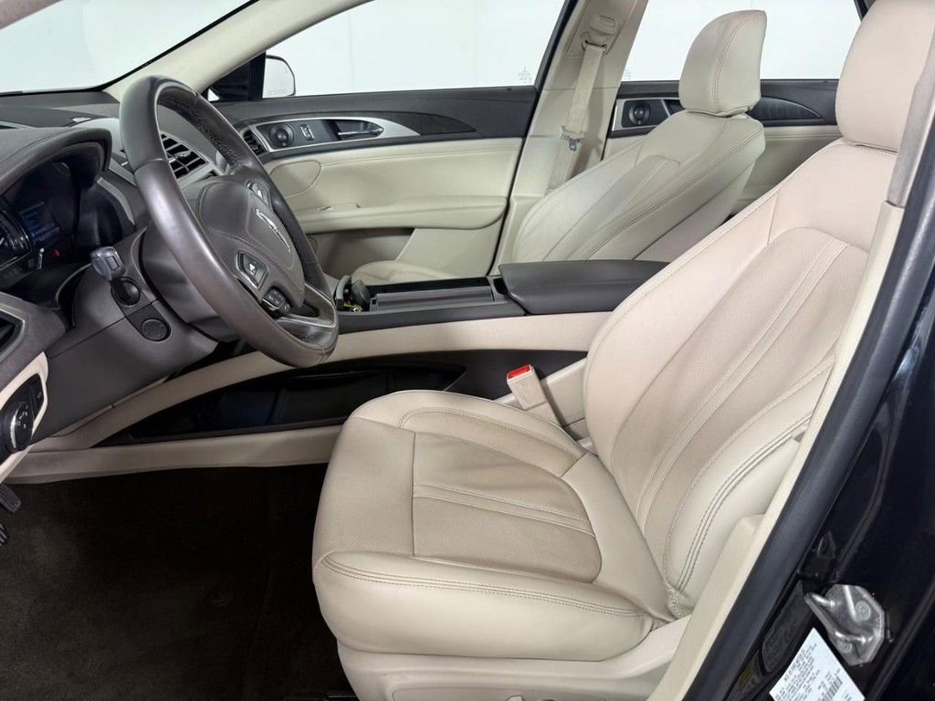 Used 2020 Lincoln MKZ Reserve image 16