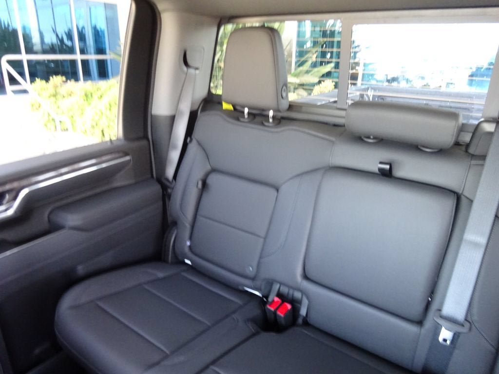 New 2026 Chevrolet Silverado 2500 LTZ w/ LTZ Premium Package AWD/4WD image 14