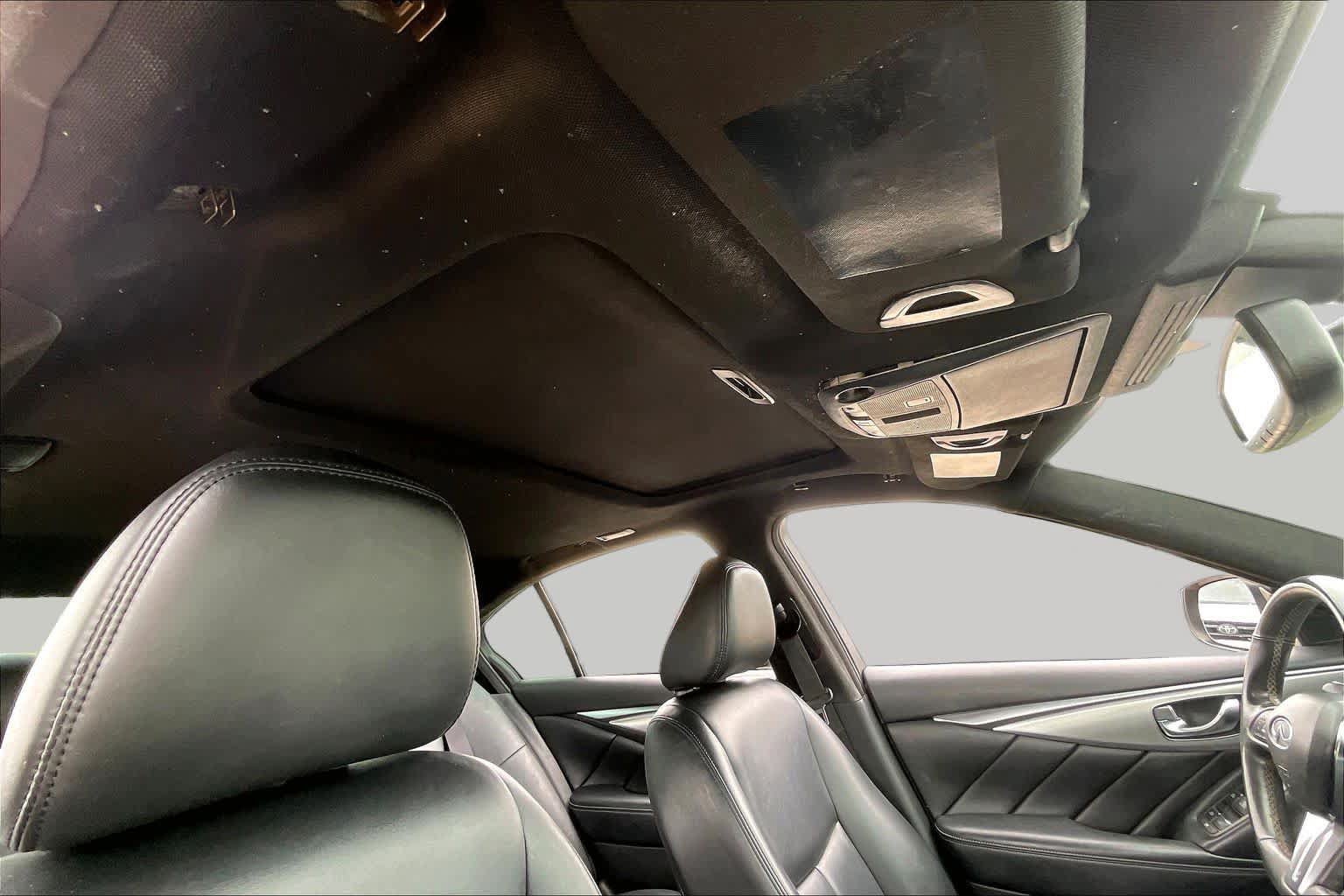 Used 2021 INFINITI Q50 Luxe RWD image 12