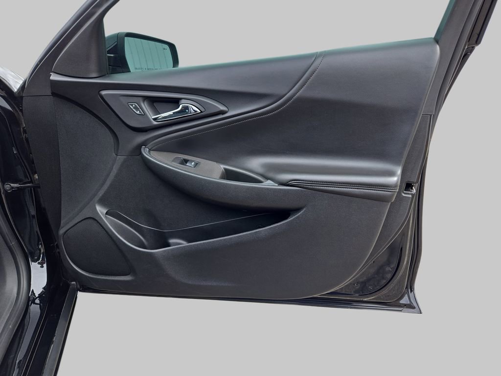 Used 2020 Chevrolet Malibu LT w/ Leather Package image 11