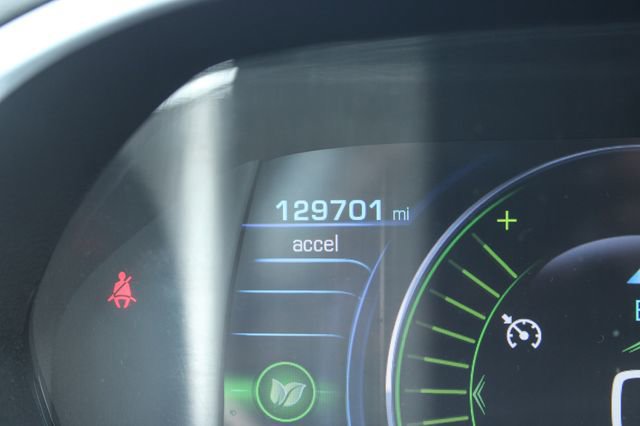 Used 2017 Chevrolet Volt LT w/ Comfort Package image 26
