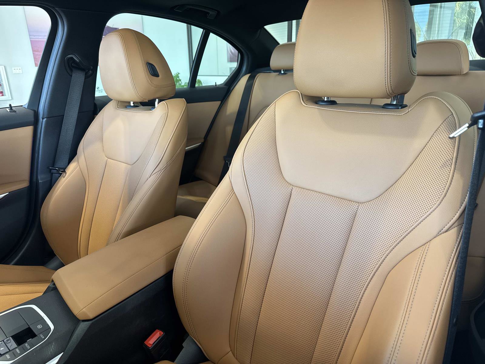 Used 2024 BMW 330e RWD image 20