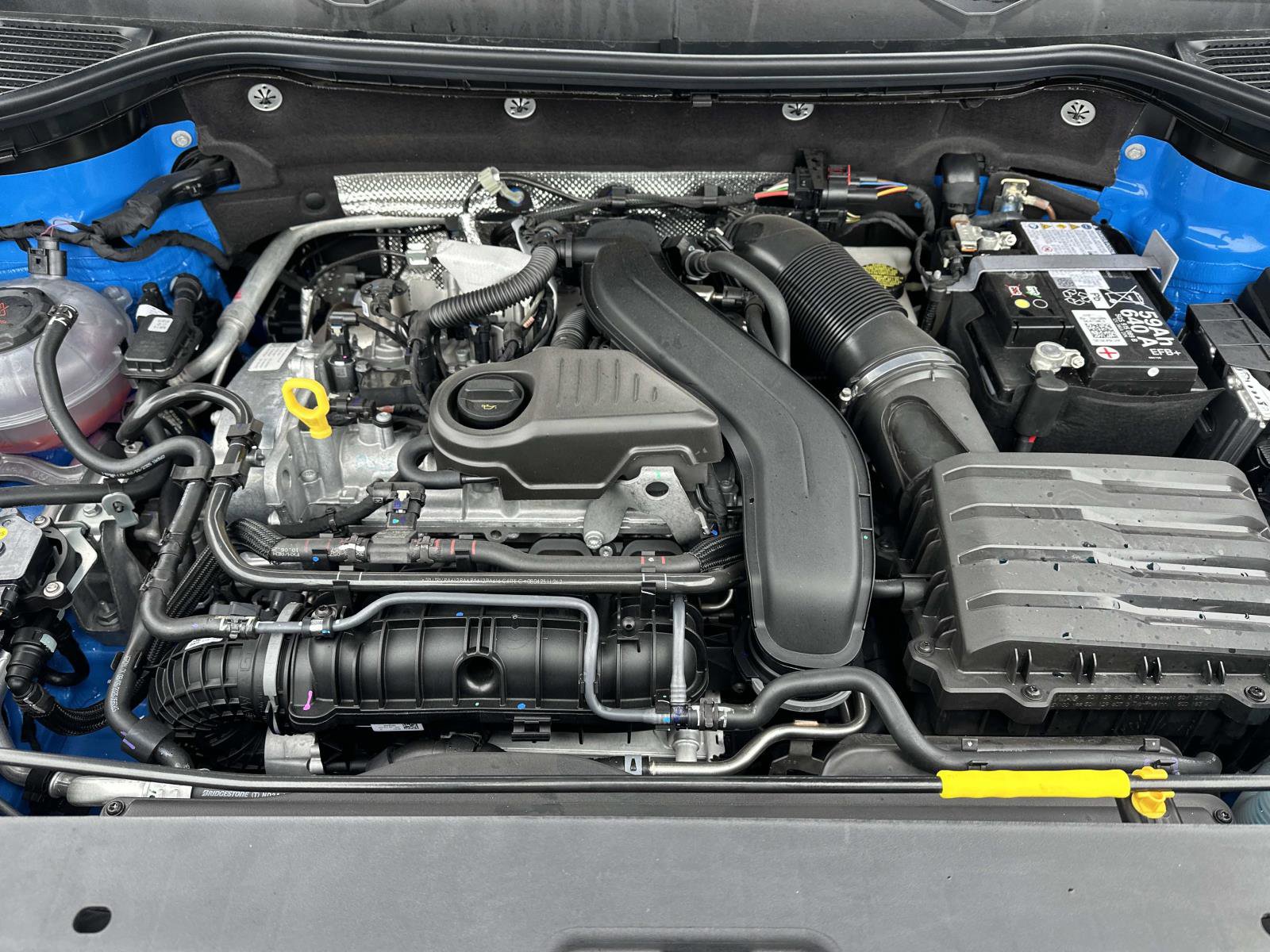 New 2026 Volkswagen Taos SE image 11