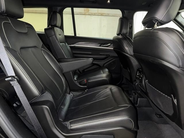 Used 2024 Jeep Grand Cherokee L Limited w/ Trailer Tow Package AWD/4WD image 21