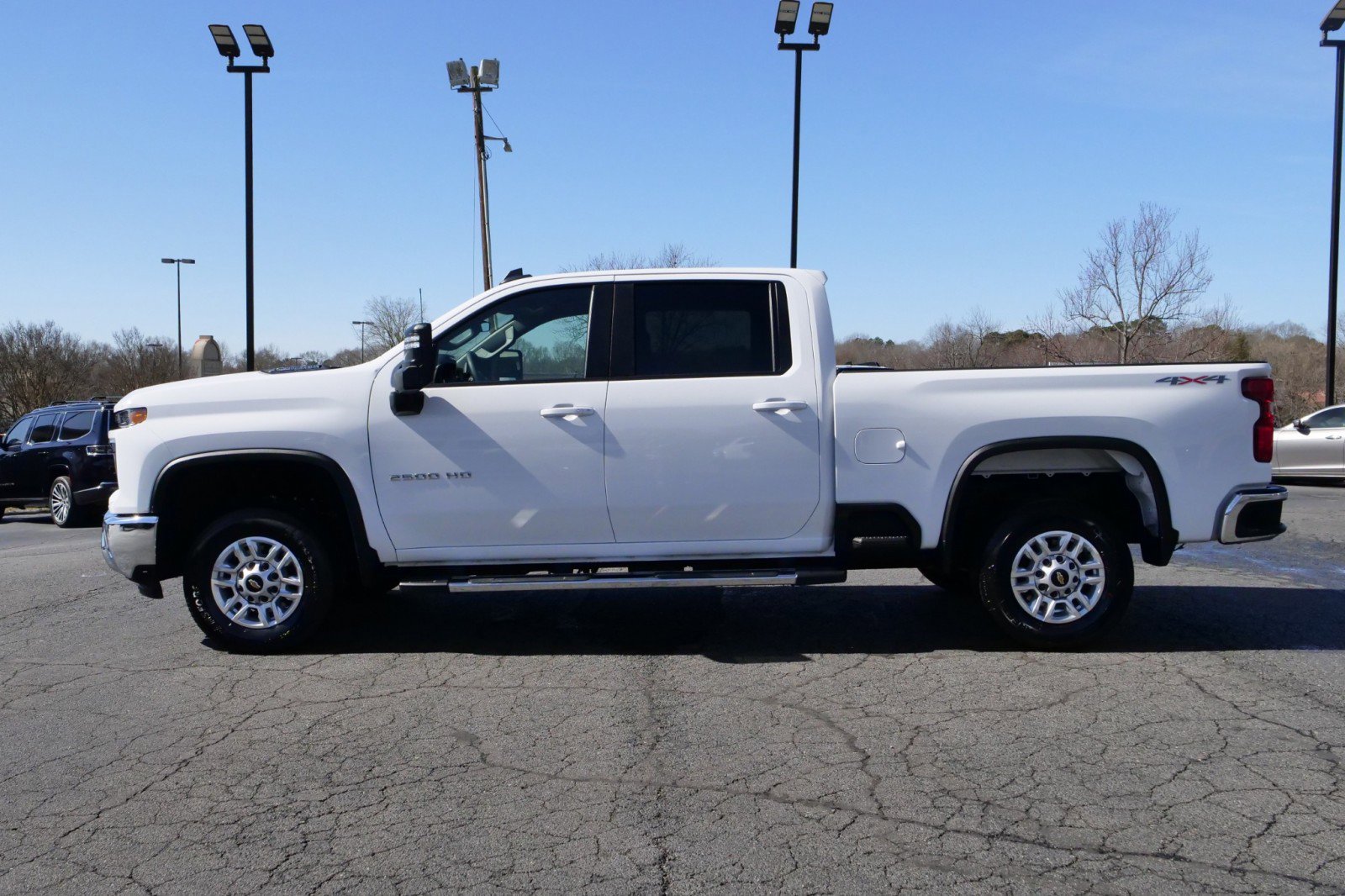 Used 2025 Chevrolet Silverado 2500 LT w/ Convenience Package AWD/4WD image 26
