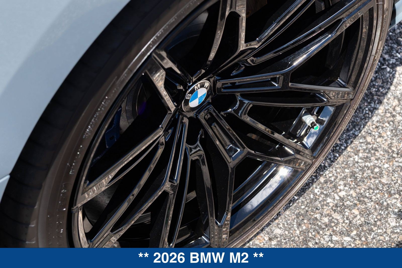 Used 2026 BMW M2 w/ Lighting Package RWD image 25