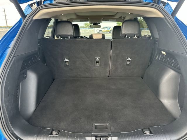 Used 2020 Ford Escape Titanium image 32