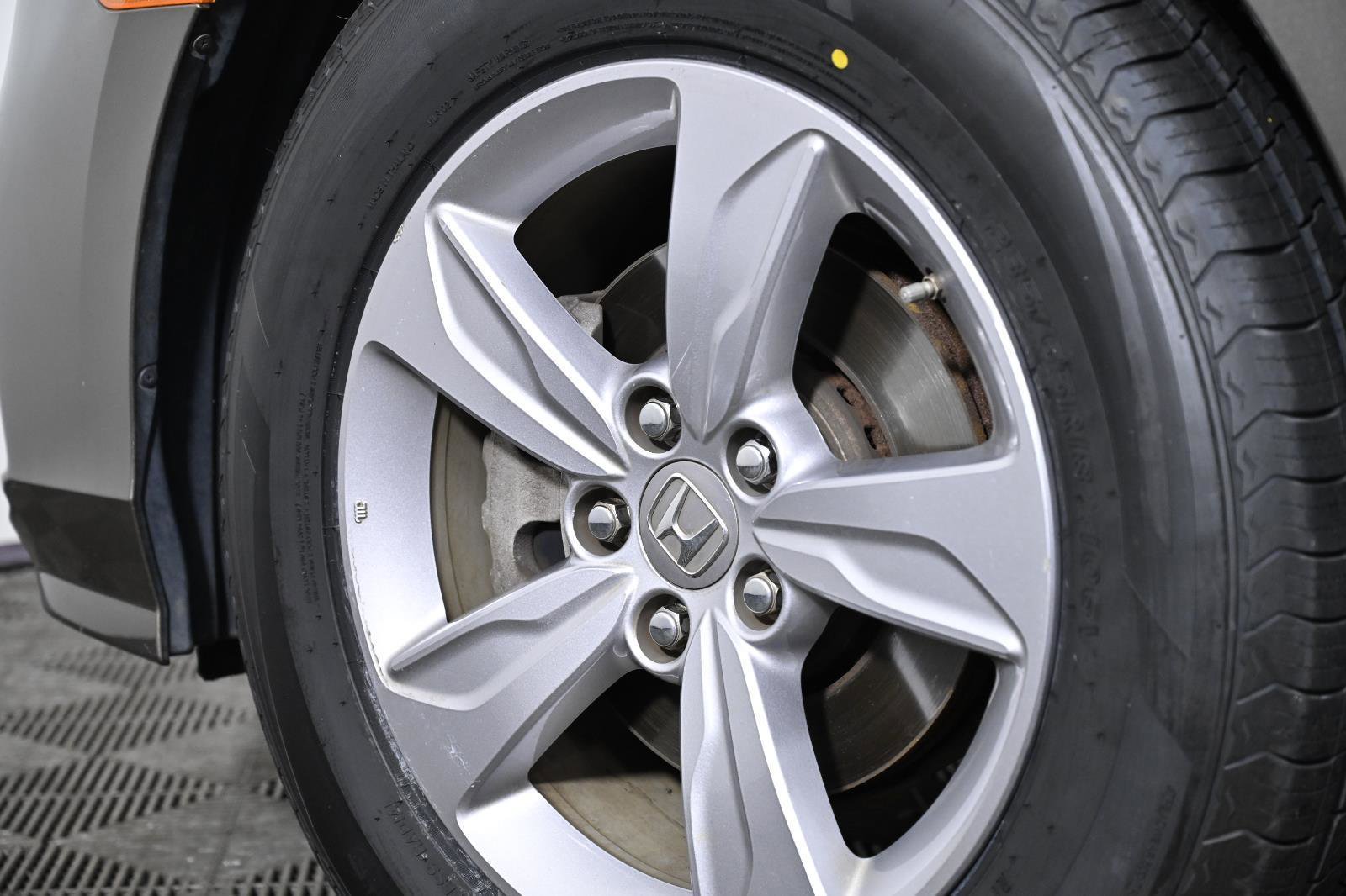 Used 2019 Honda Odyssey EX-L image 36