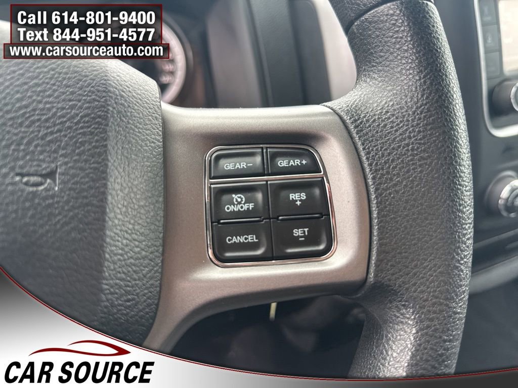 Used 2023 RAM 1500 Classic SLT AWD/4WD image 19