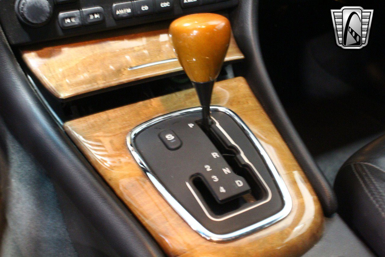 Used 2002 Jaguar X-TYPE 2.5 image 23