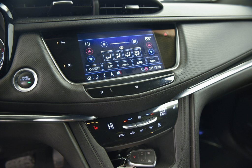 Used 2021 Cadillac XT5 Premium Luxury image 17