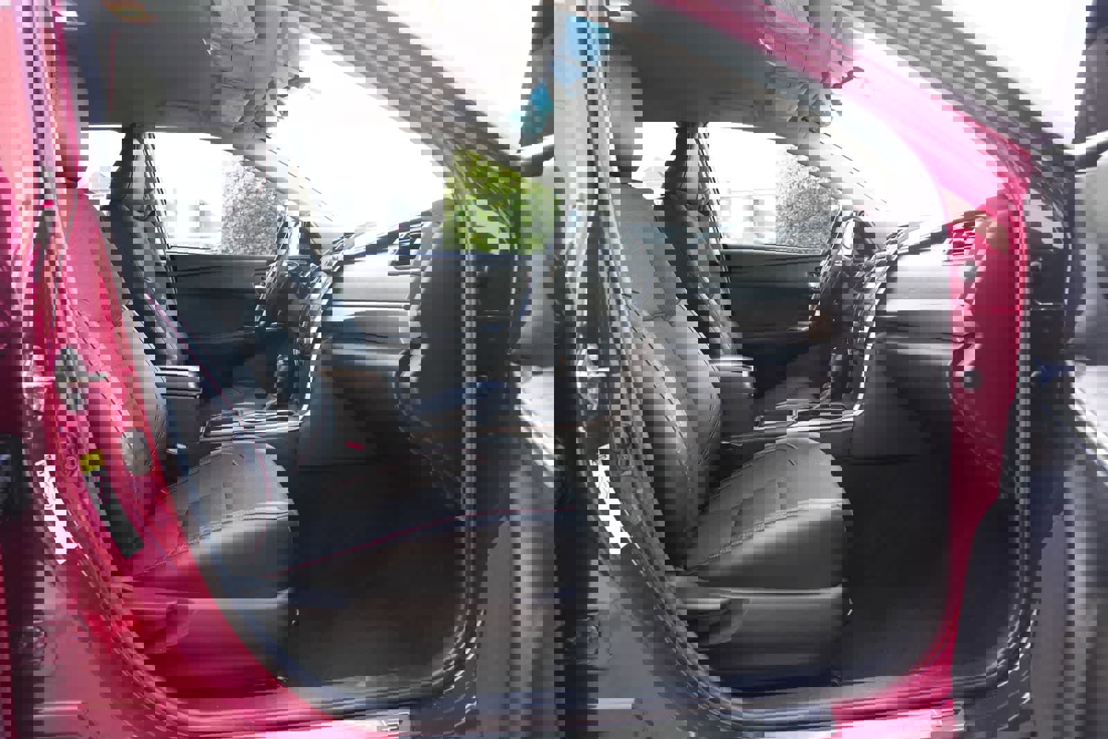 Used 2016 Toyota Camry SE image 19