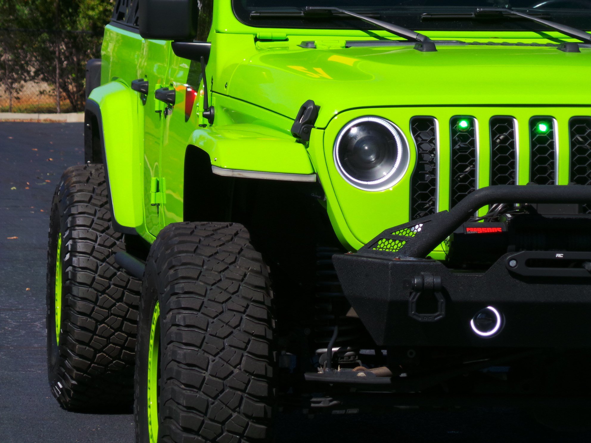 Used 2021 Jeep Gladiator Overland w/ Popular Equipment Package AWD/4WD image 17
