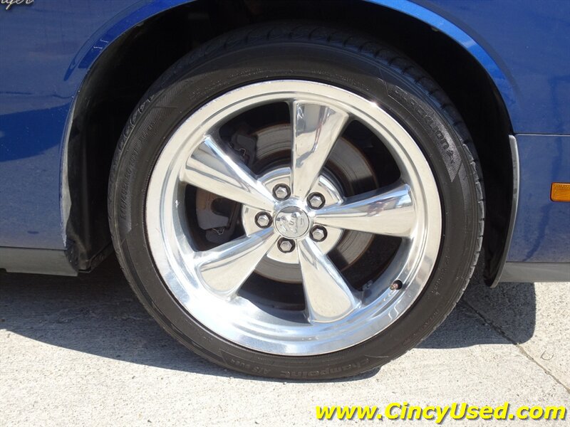 Used 2010 Dodge Challenger R/T RWD image 31