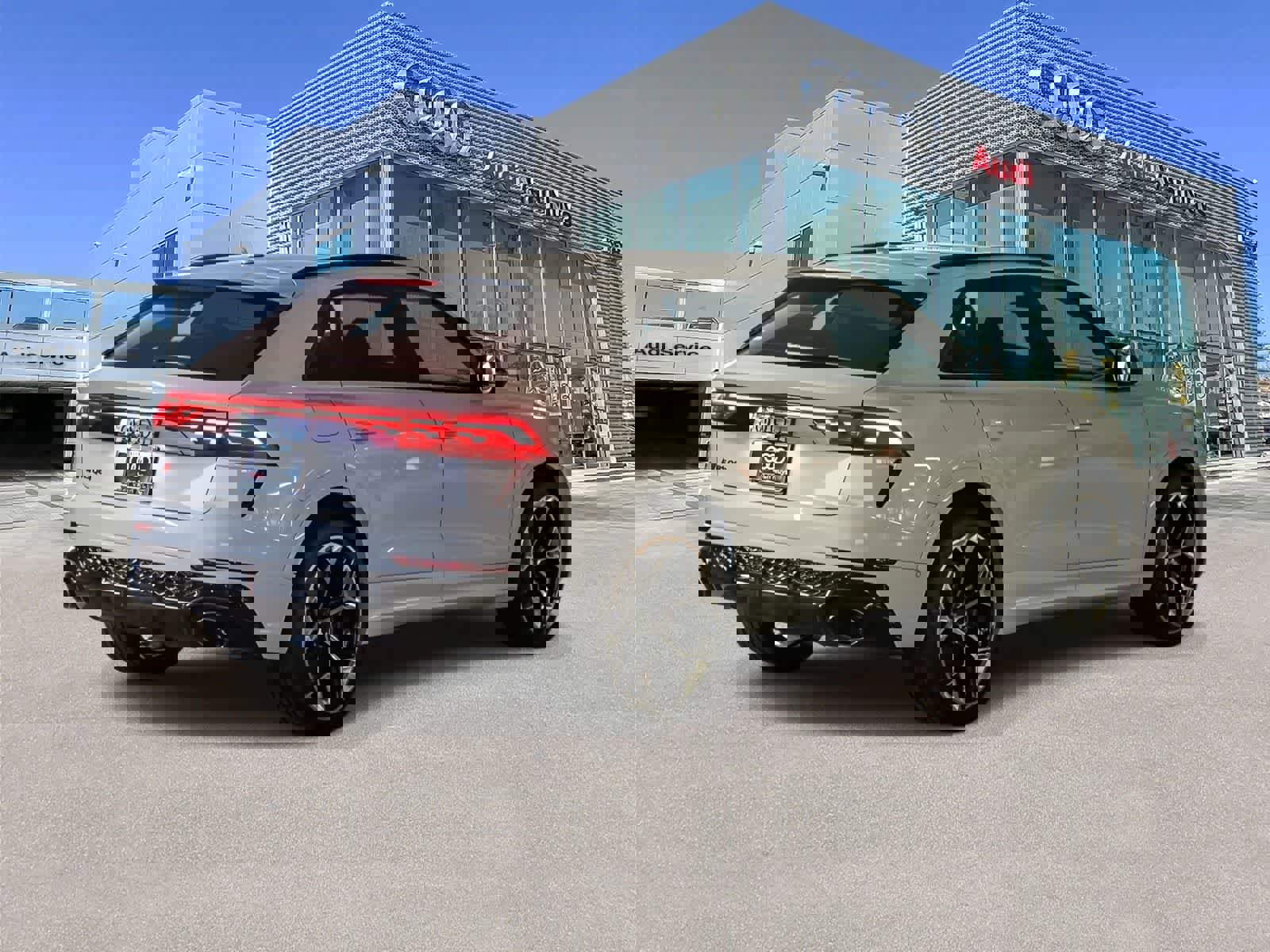 New 2026 Audi RS Q8 performance image 4