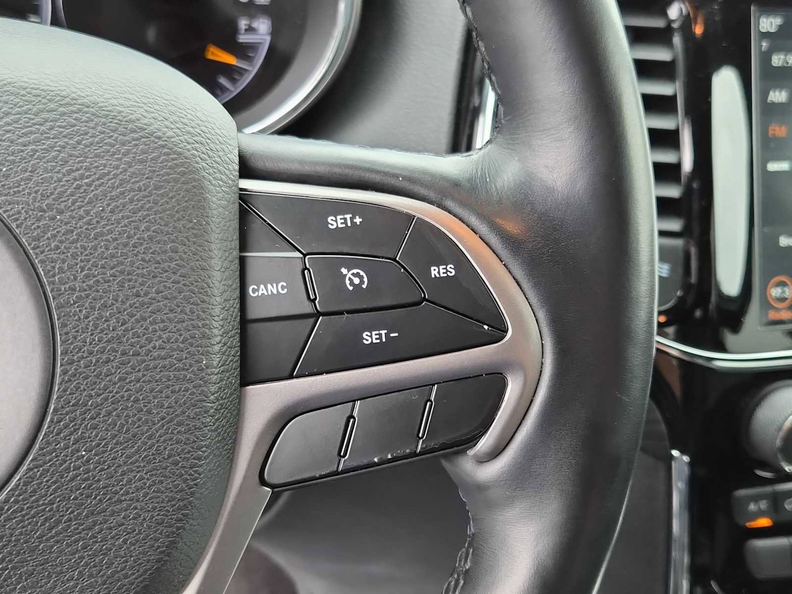 Used 2019 Jeep Grand Cherokee Altitude image 21